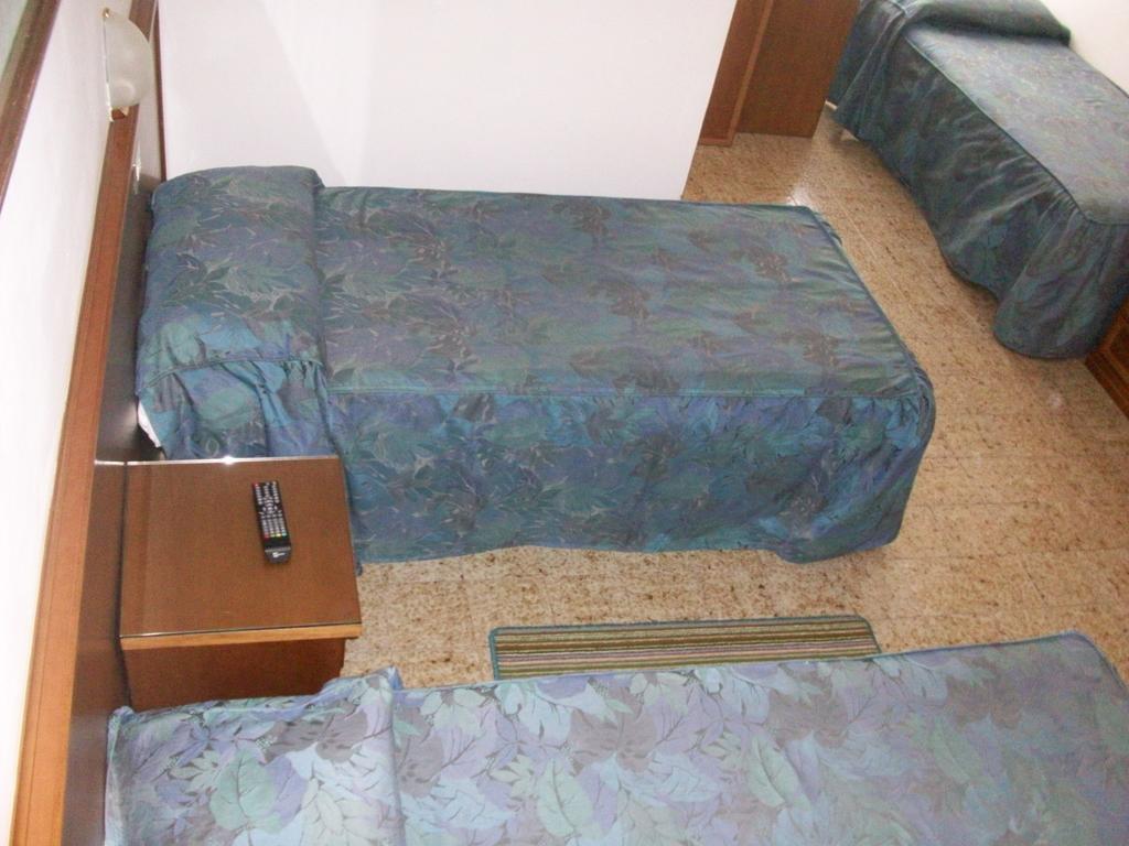 Hotel Santorotto Di Fabio Terrosi Sinalunga Room photo
